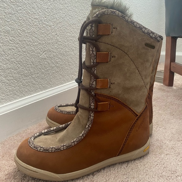 ⚡️SOLD⚡️ HiTec Waterproof Winter Boots - Picture 2 of 3